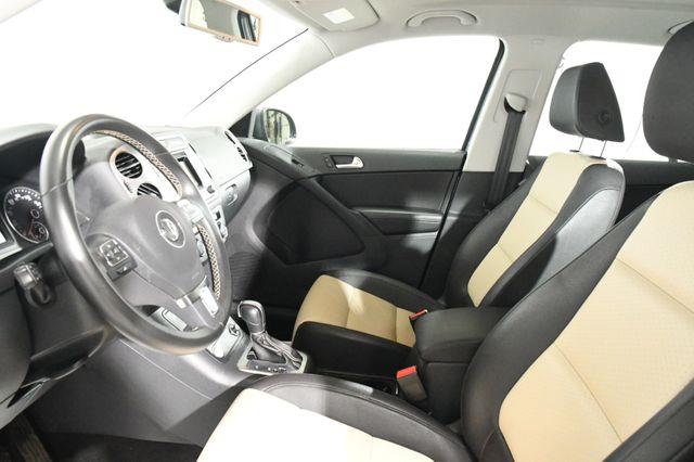 2016 Volkswagen Tiguan S photo