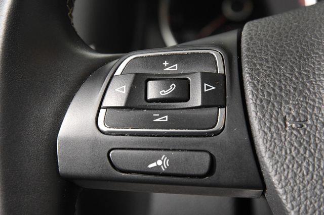 2016 Volkswagen Tiguan S photo