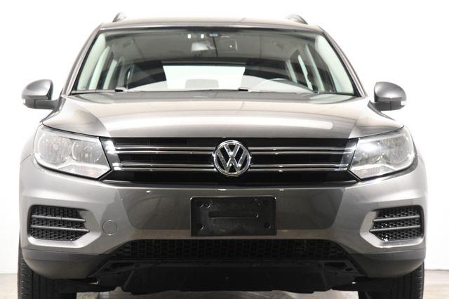 2016 Volkswagen Tiguan S photo
