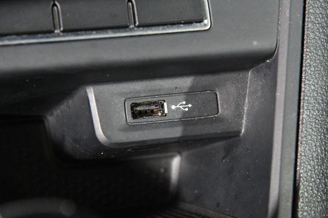 2016 Volkswagen Tiguan S photo