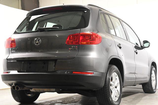 2016 Volkswagen Tiguan S photo