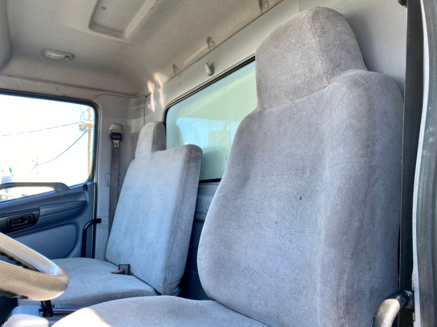 2008 Hino 268 Box Truck photo