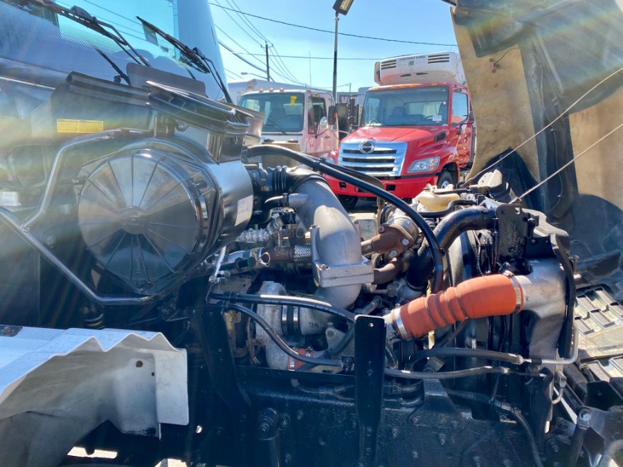 2008 Hino 268 Box Truck photo
