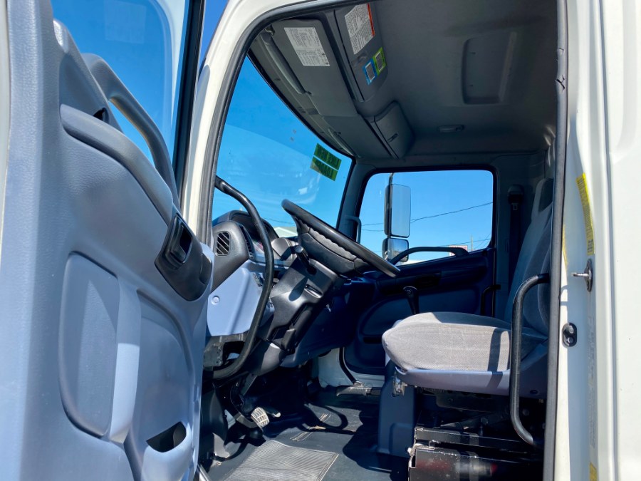 2008 Hino 268 Box Truck photo