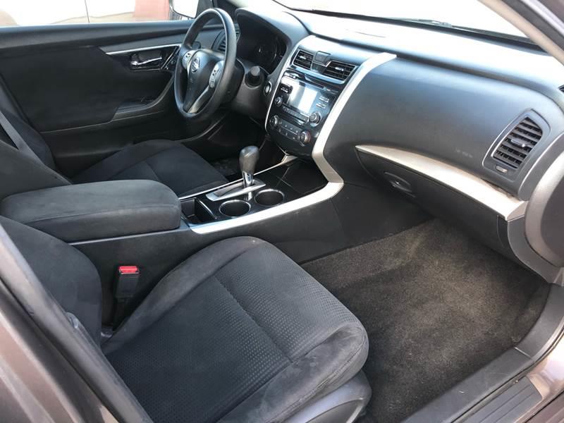 2014 Nissan Altima 2.5 photo