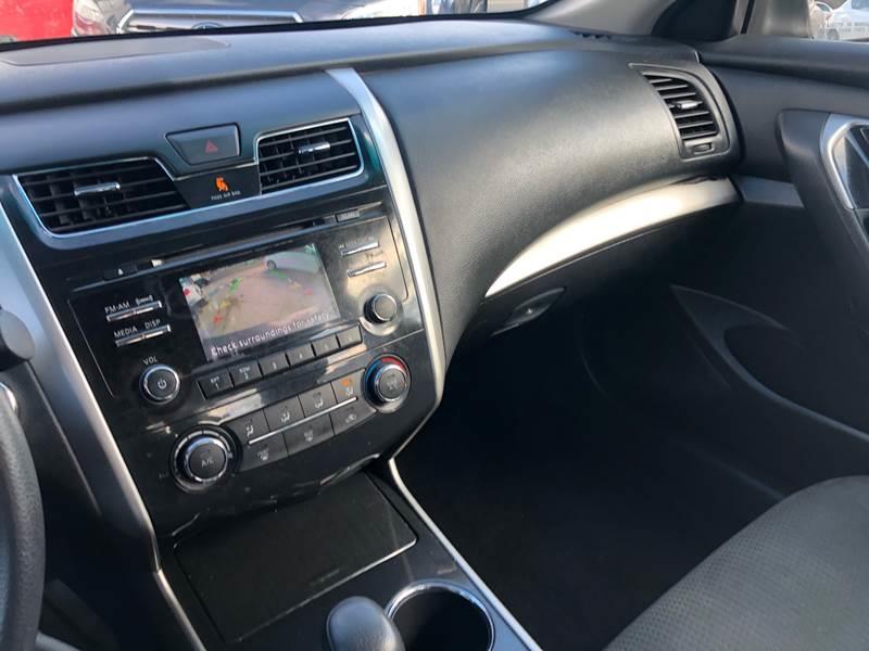2014 Nissan Altima 2.5 photo