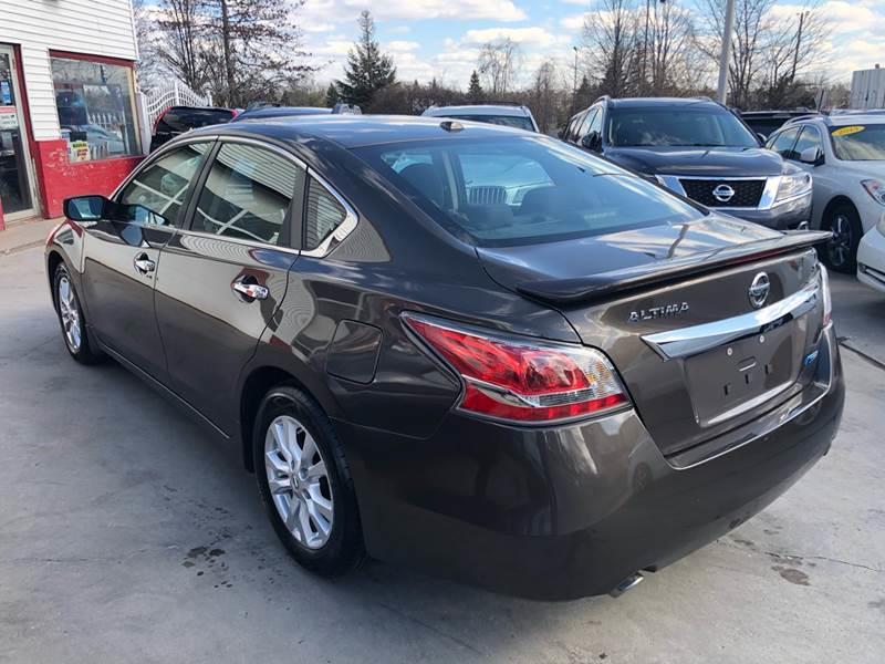 2014 Nissan Altima 2.5 photo