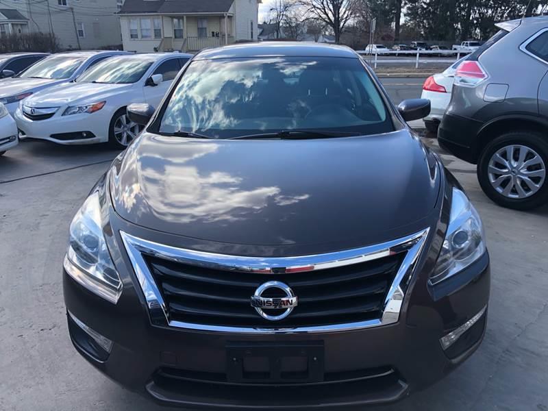 2014 Nissan Altima 2.5 photo