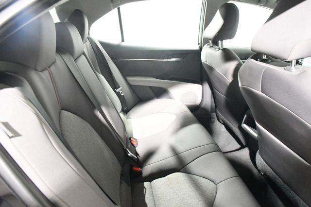 2018 Toyota Camry LE photo