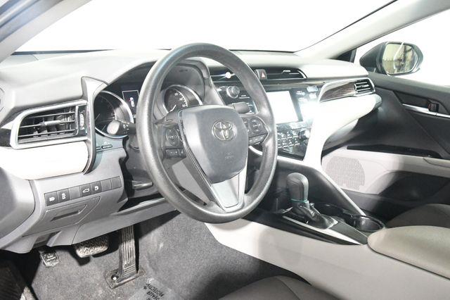 2018 Toyota Camry LE photo