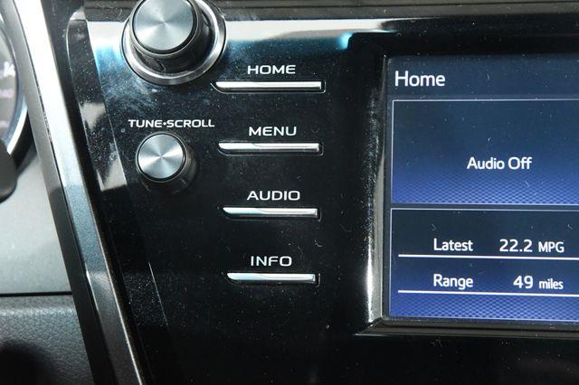 2018 Toyota Camry LE photo