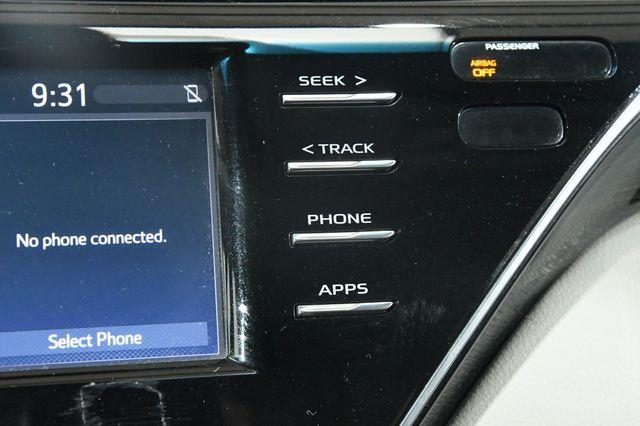 2018 Toyota Camry LE photo