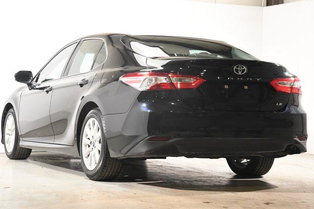2018 Toyota Camry LE photo