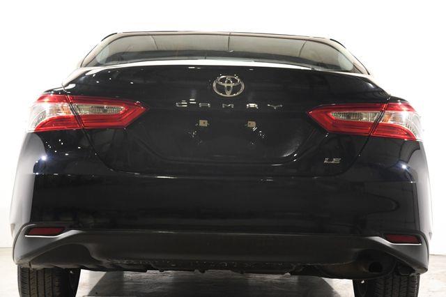 2018 Toyota Camry LE photo