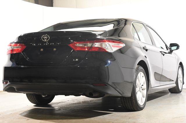 2018 Toyota Camry LE photo