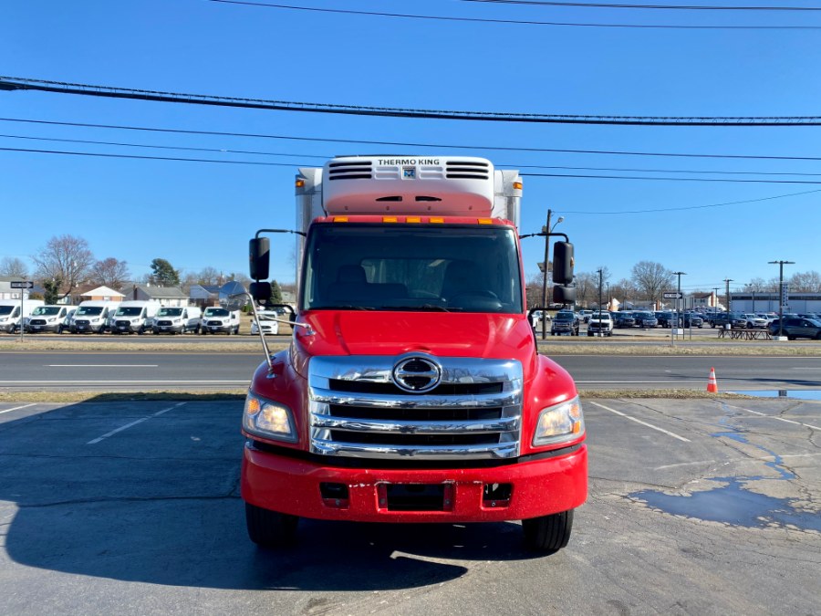 2013 Hino 258/268 truck photo