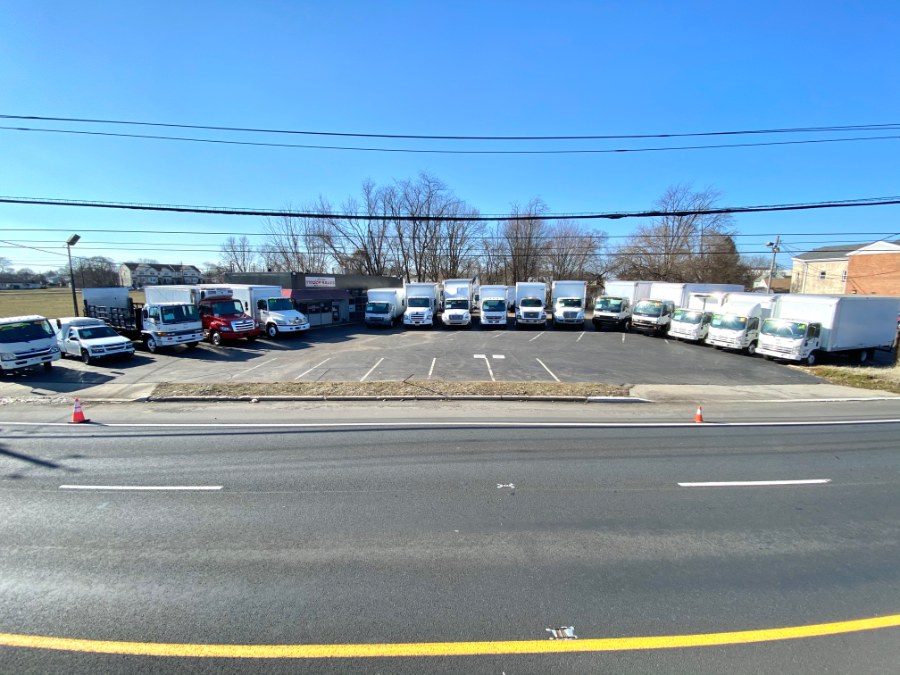 2013 Hino 258/268 truck photo