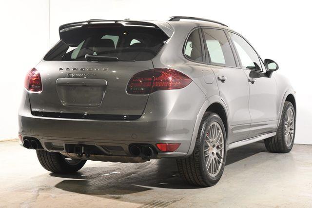 2014 Porsche Cayenne GTS photo