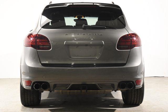 2014 Porsche Cayenne GTS photo