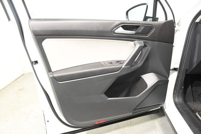 2018 Volkswagen Tiguan S photo