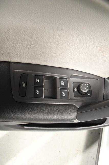 2018 Volkswagen Tiguan S photo