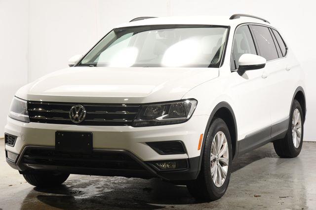 The 2018 Volkswagen Tiguan S photos