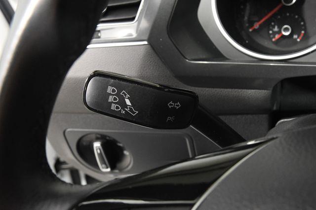 2018 Volkswagen Tiguan S photo