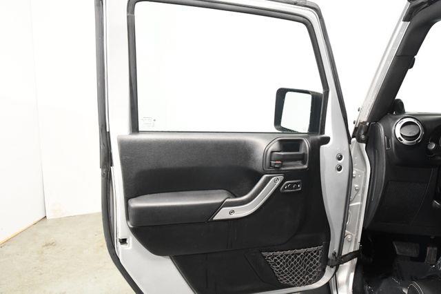 2012 Jeep Wrangler Sahara photo