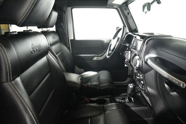 2012 Jeep Wrangler Sahara photo