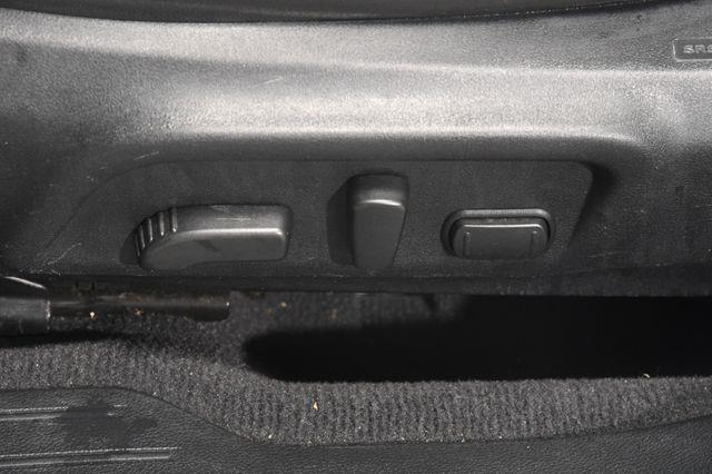 2016 Subaru Legacy 2.5i Limited w/ Eye Sight/ Nav photo