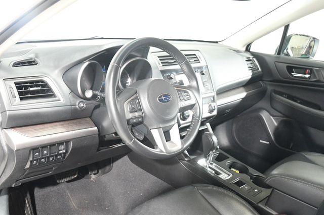 2016 Subaru Legacy 2.5i Limited w/ Eye Sight/ Nav photo