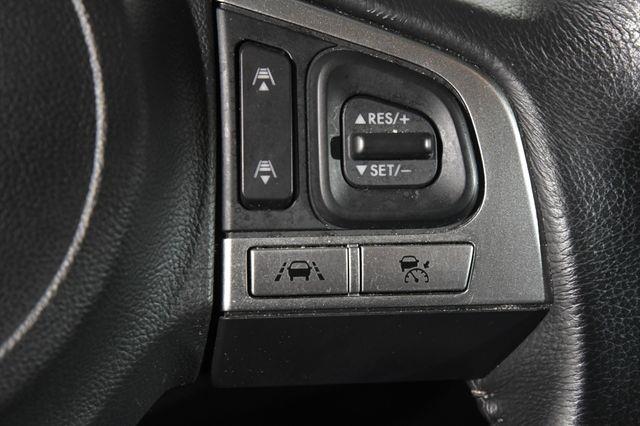 2016 Subaru Legacy 2.5i Limited w/ Eye Sight/ Nav photo