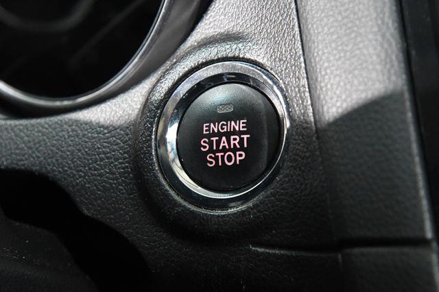 2016 Subaru Legacy 2.5i Limited w/ Eye Sight/ Nav photo