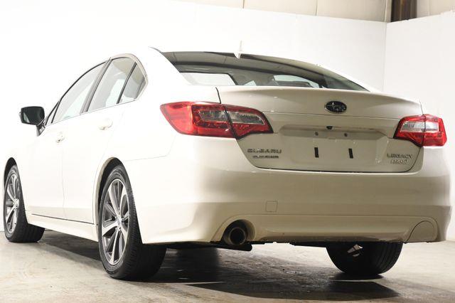 2016 Subaru Legacy 2.5i Limited w/ Eye Sight/ Nav photo