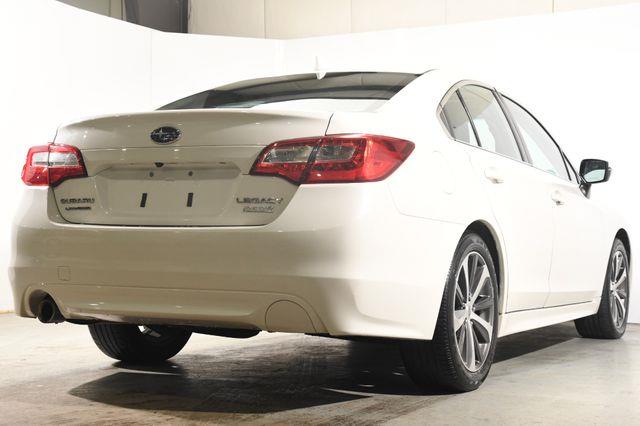 2016 Subaru Legacy 2.5i Limited w/ Eye Sight/ Nav photo