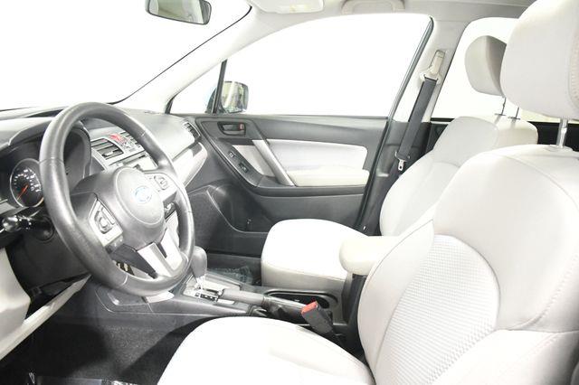 2017 Subaru Forester Premium w/ Sunroof/ Heated Sea photo