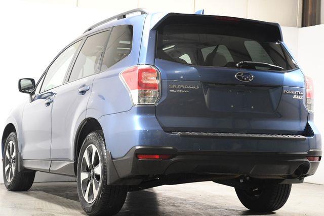 2017 Subaru Forester Premium w/ Sunroof/ Heated Sea photo