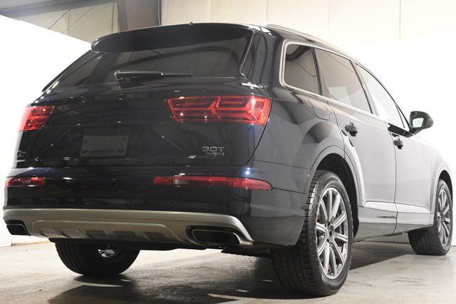 2017 Audi Q7 Premium Plus photo