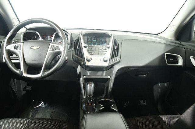 2017 Chevrolet Equinox LT photo