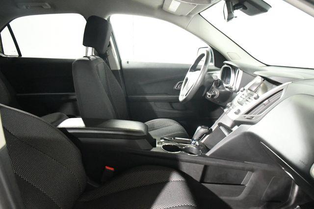 2017 Chevrolet Equinox LT photo