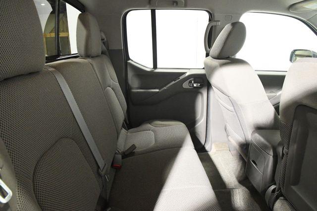 2014 Nissan Frontier SV photo