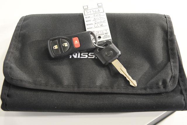 2014 Nissan Frontier SV photo