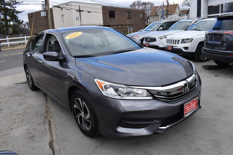 2017 Honda ACCORD SEDAN LX CVT photo