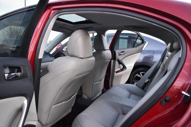 2007 Lexus IS 250 photo