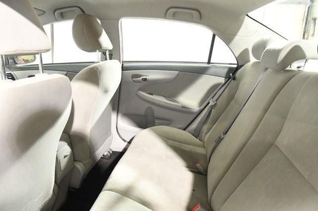 2012 Toyota Corolla L photo