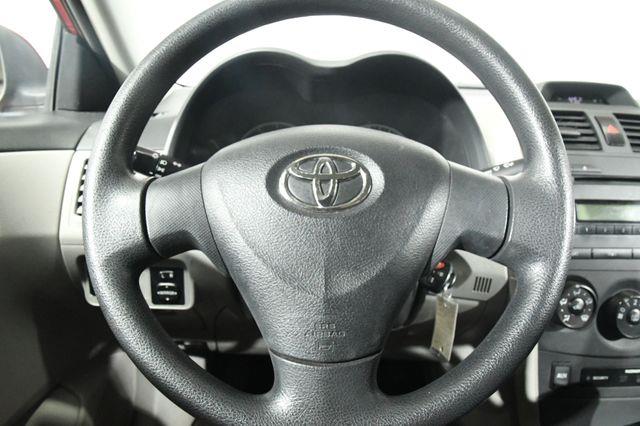 2012 Toyota Corolla L photo