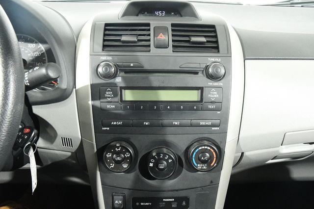2012 Toyota Corolla L photo