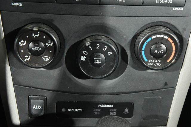 2012 Toyota Corolla L photo