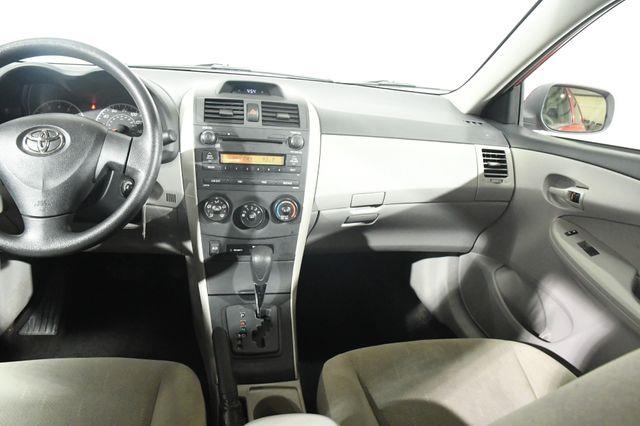 2012 Toyota Corolla L photo