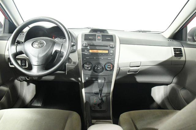 2012 Toyota Corolla L photo
